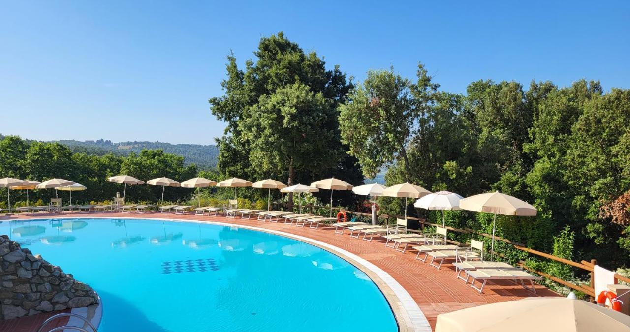 Resort Le Tegole Riparbella Eksteriør bilde